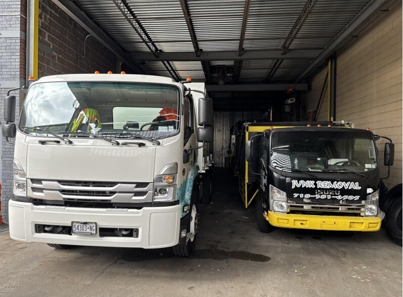 1623 Cody Ave, Ridgewood, NY for sale - Building Photo - Image 3 of 4