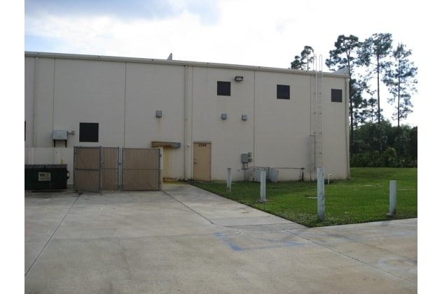 2340 SW Poma Dr, Palm City, FL for sale - Building Photo - Image 2 of 23