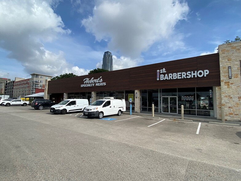 4703 Richmond Ave, Houston, TX for lease - Building Photo - Image 2 of 4