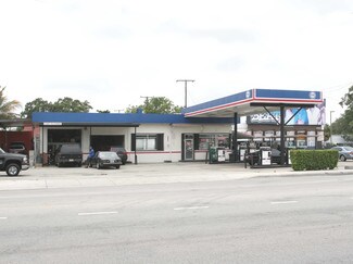 More details for 5390 NE 2nd Ave, Miami, FL - Retail for Sale
