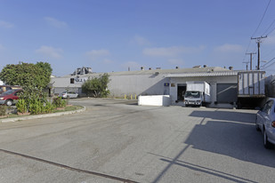 711 E Rosecrans Ave, Los Angeles CA - Warehouse