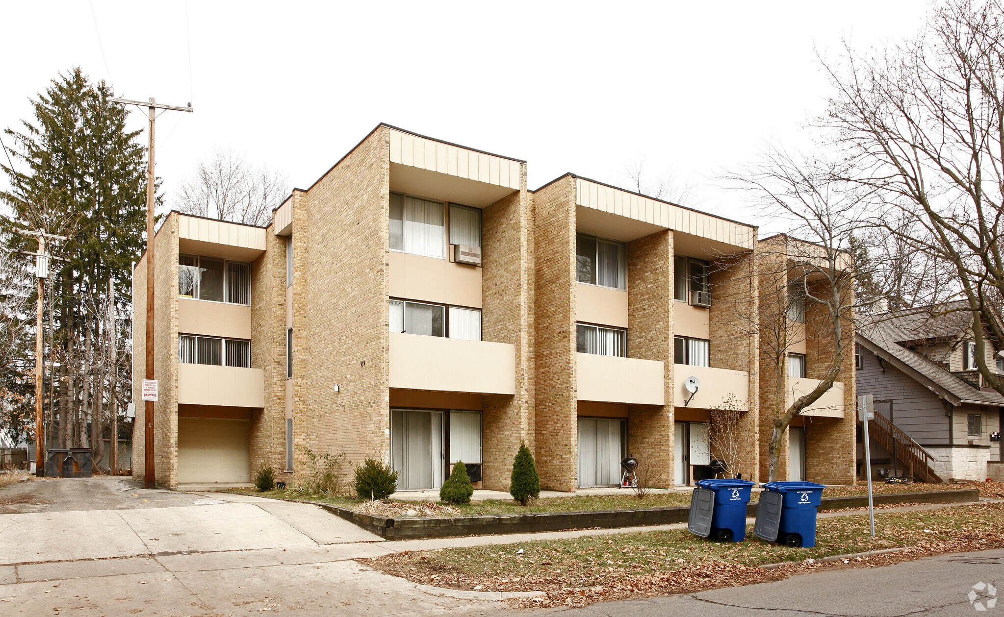 939 Dewey St, Ann Arbor, MI for sale Primary Photo- Image 1 of 1