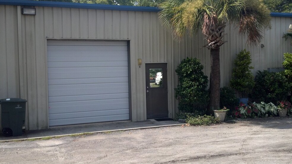 2143 Heriot St, Charleston, SC for lease - Building Photo - Image 1 of 2