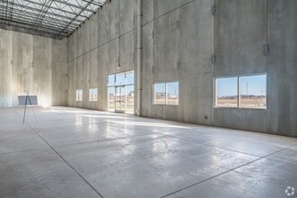 18300 Snow Rd, Brook Park, OH for lease Interior Photo- Image 1 of 7