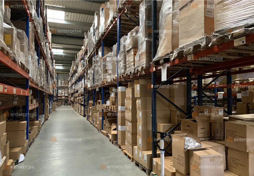 Flex in Sars-et-Rosières for lease - Building Photo - Image 3 of 8