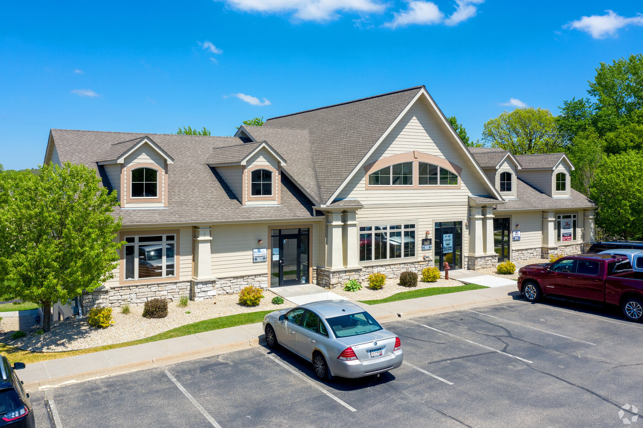 10523-10527 W 165th St, Lakeville, MN for sale Building Photo- Image 1 of 9