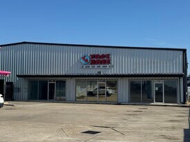 3505 Highway 146 - Storefront Property