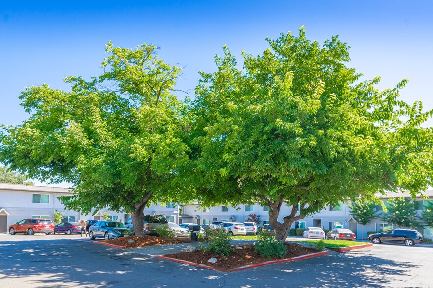 5939 Sutter Ave, Carmichael, CA for sale - Building Photo - Image 1 of 1