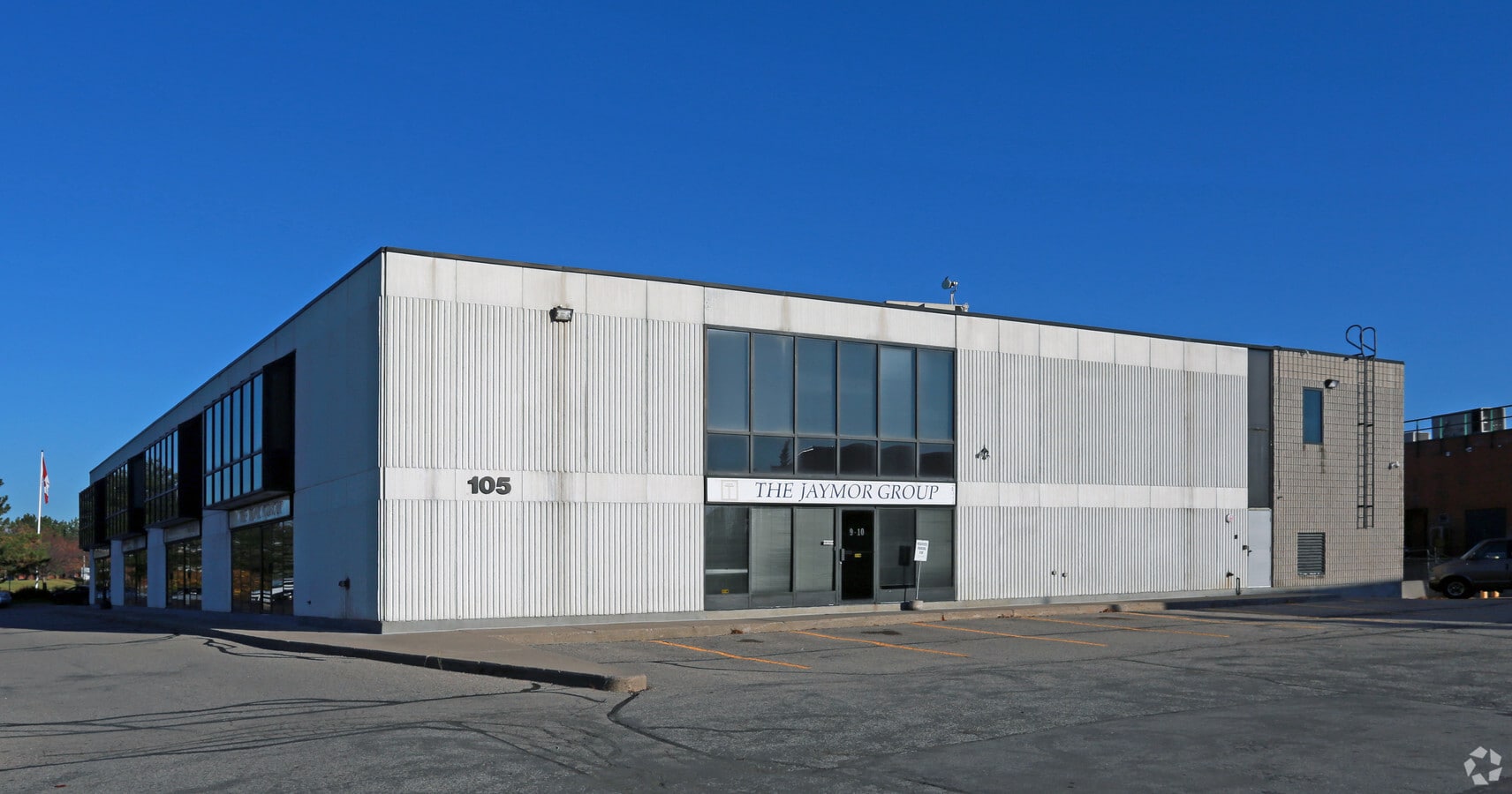 105 W Beaver Creek Rd, Richmond Hill, ON L4B 1C6