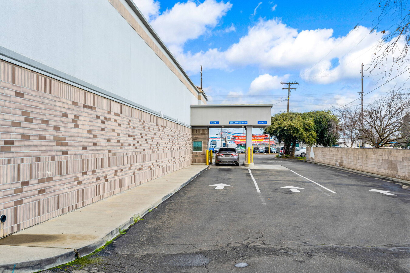 707 W Lacey Blvd, Hanford, CA 93230