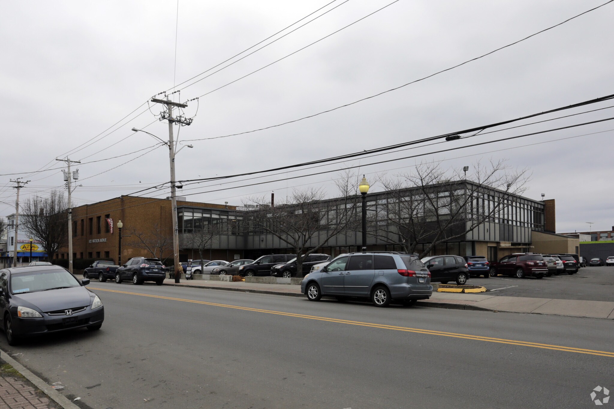 900 Madison Ave, Bridgeport, CT for lease Primary Photo- Image 1 of 3