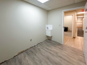 60 Westwood Ave, Waterbury, CT for lease Interior Photo- Image 1 of 7