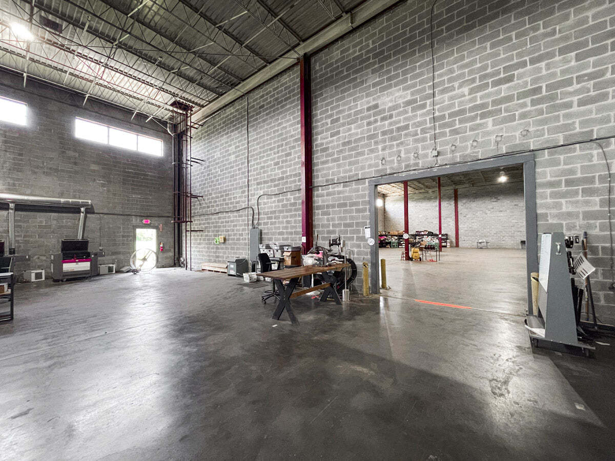 2836 Dug Hill Rd, Huntsville, AL for lease Interior Photo- Image 1 of 9