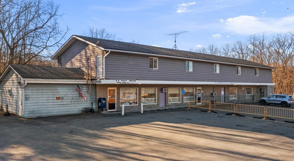 2395 Route 23b, South Cairo, NY 12482 United States Postal Service