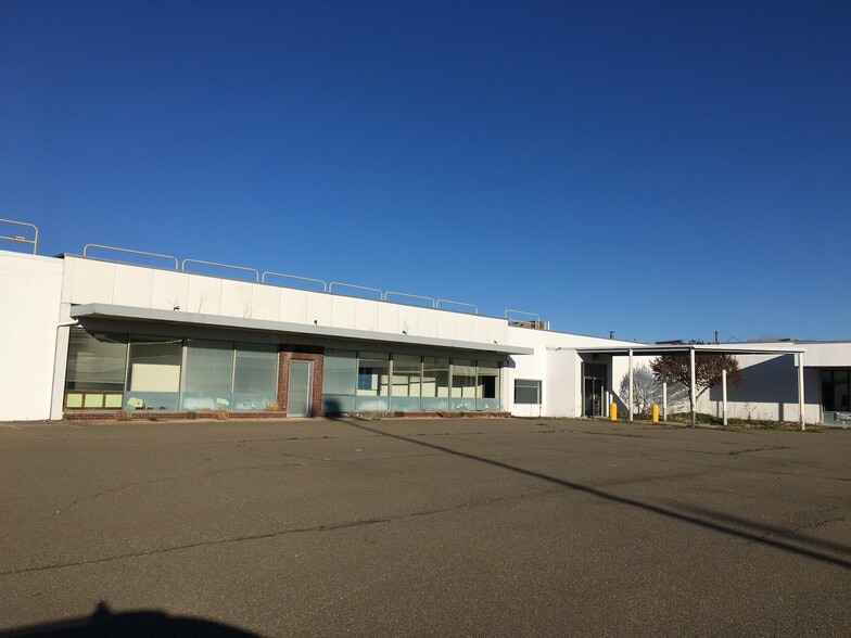 1380 Taylor Rd, Owego, NY for sale - Building Photo - Image 3 of 6