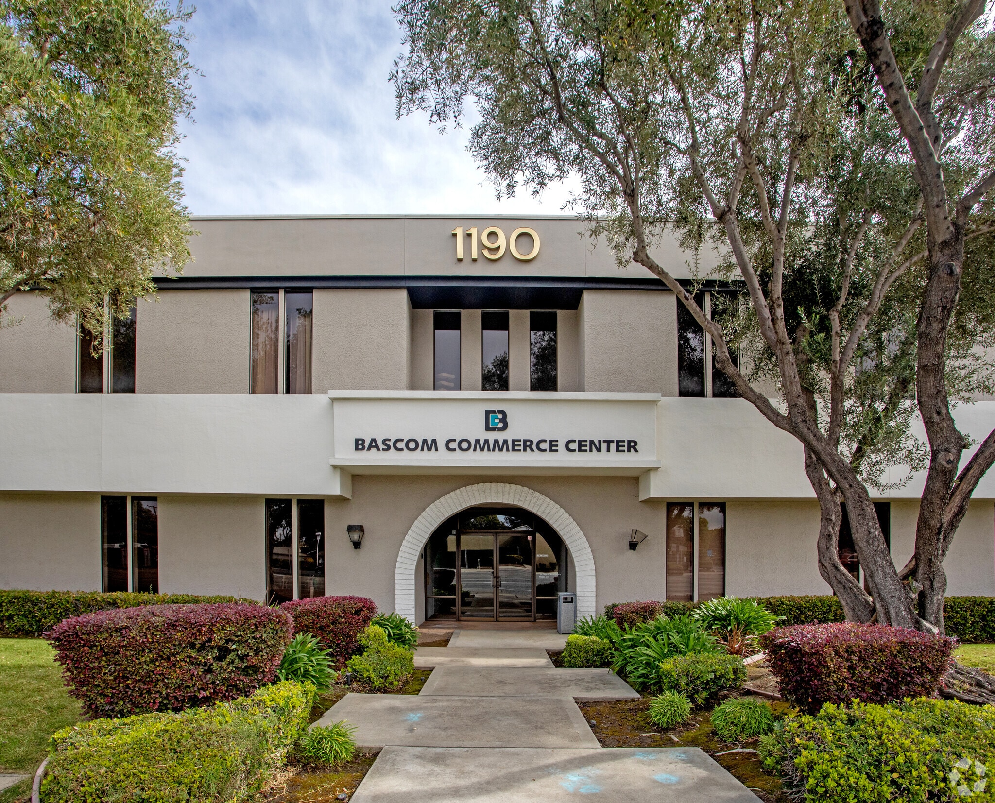 1190 S Ave, San Jose, CA 95128 Commerce Center