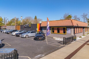 216-220 Riverside Ave, Roseville CA - Warehouse