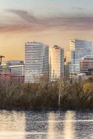 More details for 1100 Wilson Blvd, Arlington, VA - Office for Lease