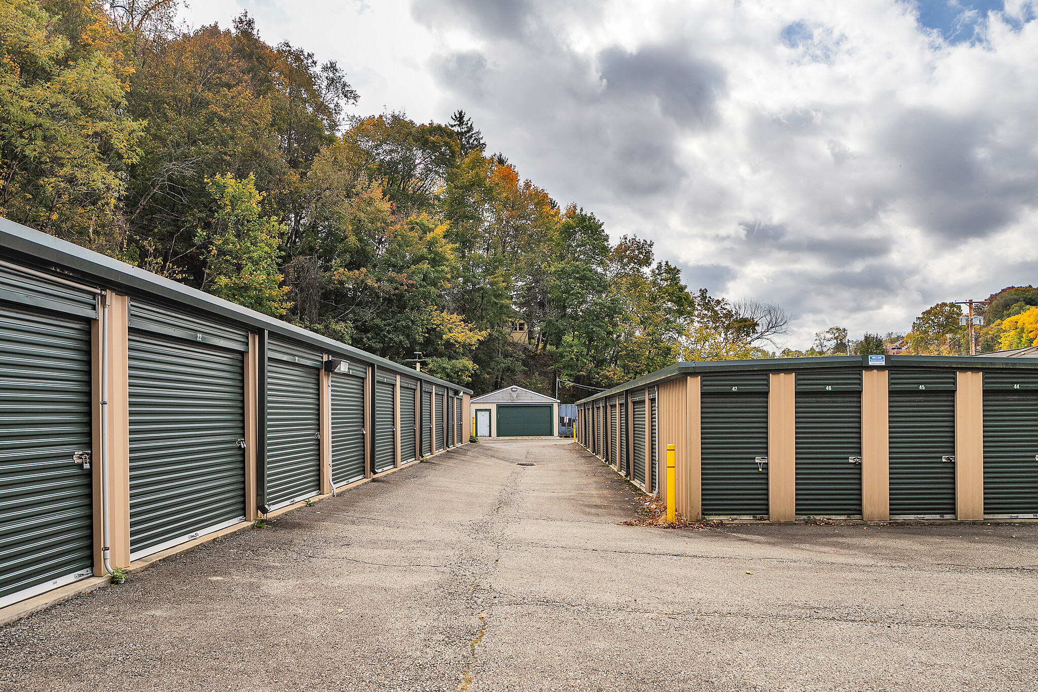 1709 Nobles Ln, Pittsburgh, PA for sale Building Photo- Image 1 of 1