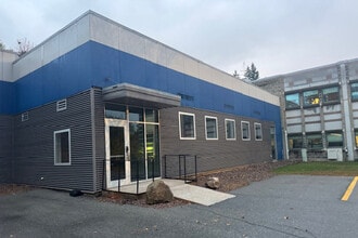 553 Roosevelt Hwy, Colchester, VT for lease Interior Photo- Image 2 of 9