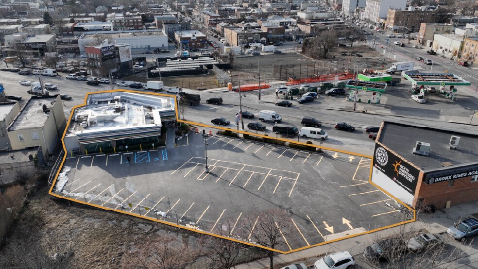 3260 Boston Rd, Bronx, NY for lease - Aerial - Image 2 of 3
