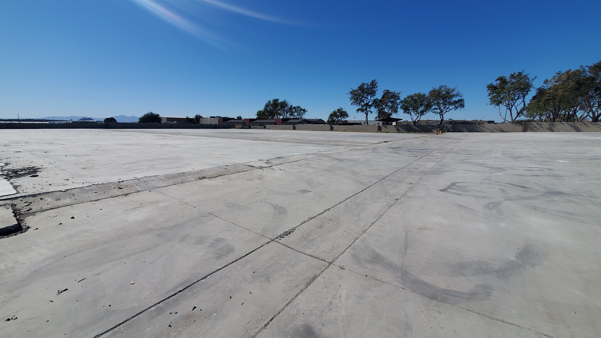 160 N Cactus Ave, Rialto, CA for lease Primary Photo- Image 1 of 2