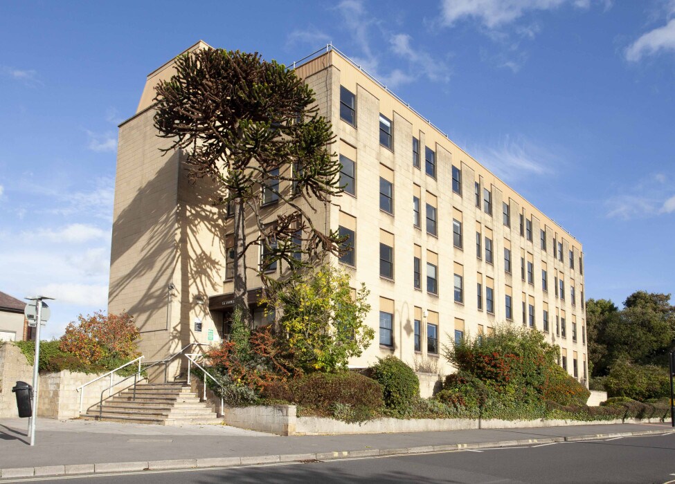 1 Marshfield Rd, Chippenham for sale Building Photo- Image 1 of 1