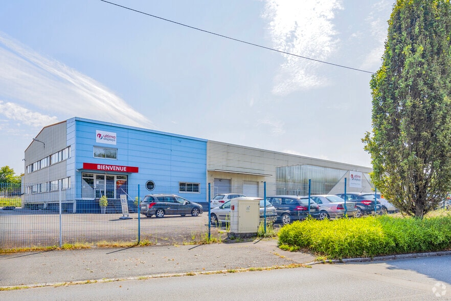 15 Bis Rue De La Mainguais, Carquefou for lease - Primary Photo - Image 1 of 10