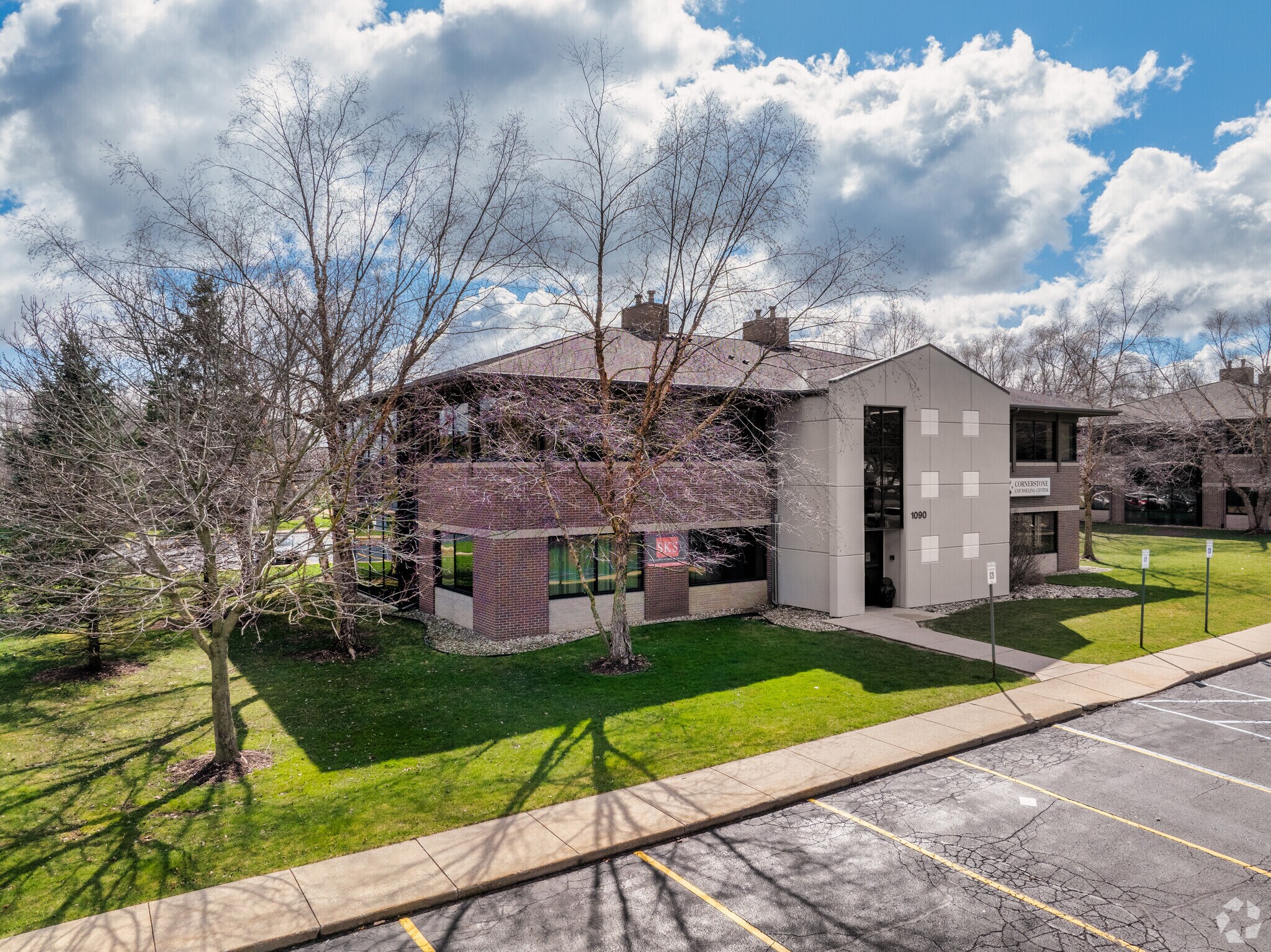 1090 N 10th St, Kalamazoo, MI for lease Building Photo- Image 1 of 5