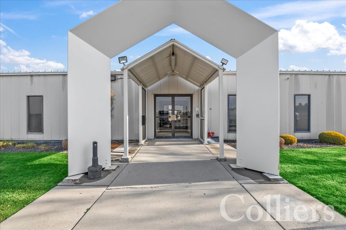4600 S Apple St, Boise, ID for lease Interior Photo- Image 1 of 7