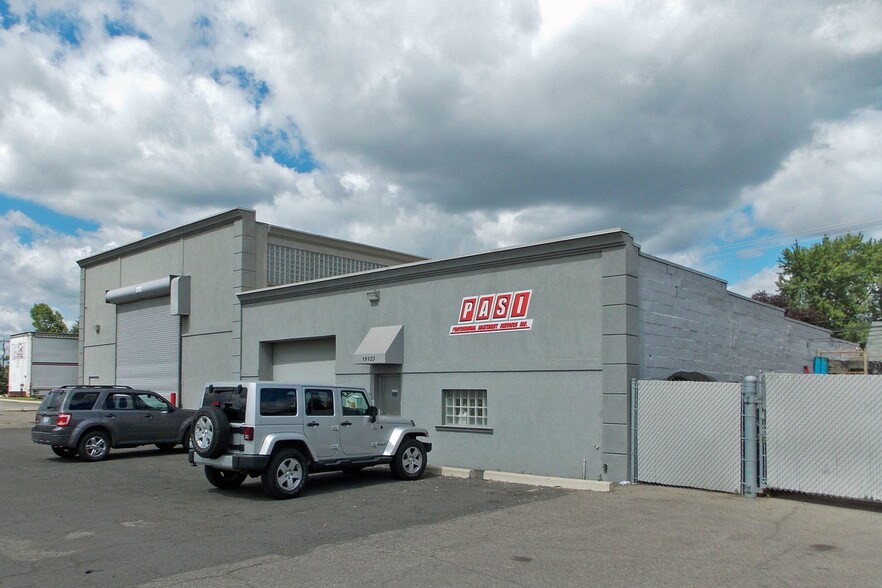 19123 Allen Rd, Melvindale, MI for sale - Primary Photo - Image 1 of 1