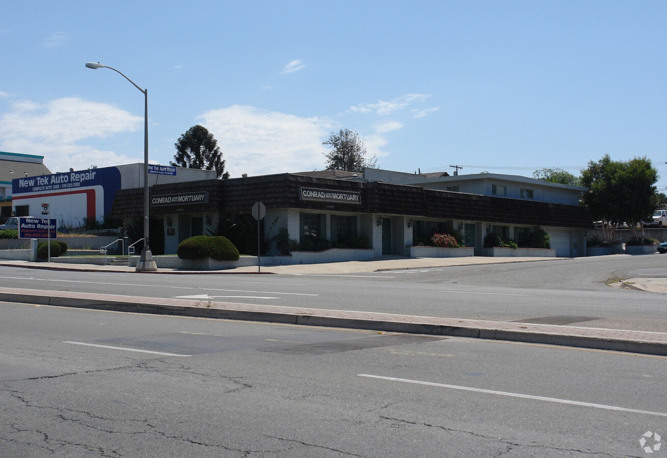 7387 Broadway, Lemon Grove, CA 91945