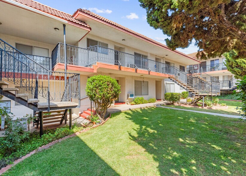 950 Walnut, La Habra, CA for sale - Building Photo - Image 3 of 10