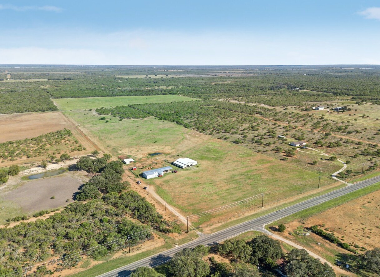 9009 FM 462 S, Hondo, TX for sale Primary Photo- Image 1 of 34