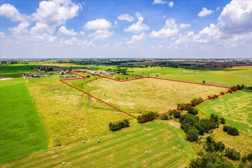 20565 Cameron Rd, Coupland, TX for sale - Aerial - Image 1 of 1
