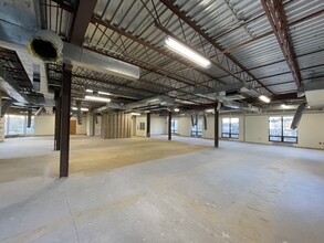 945 E Haverford Rd, Bryn Mawr, PA for lease Interior Photo- Image 2 of 3