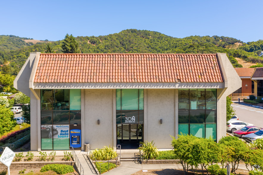 30 N San Pedro Rd, San Rafael, CA for lease - Building Photo - Image 2 of 9