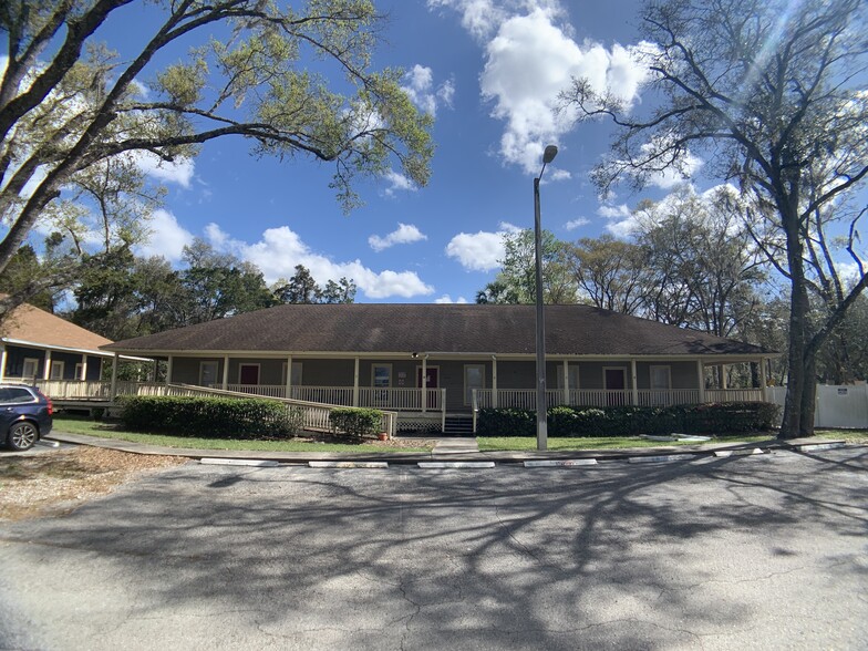 112 Myrtle Ridge Rd, Lutz, FL for lease - Primary Photo - Image 1 of 19