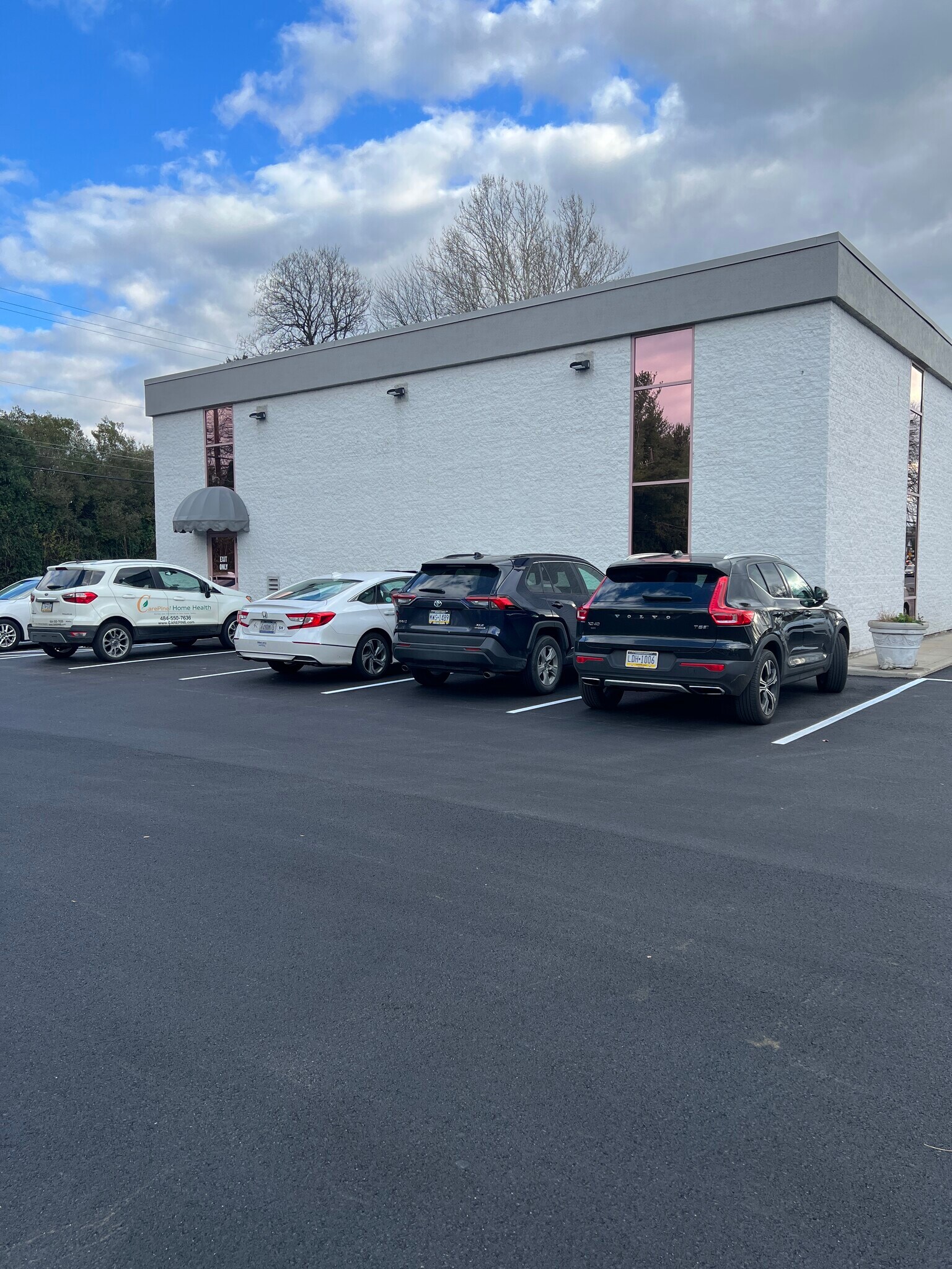1250 S Cedar Crest Blvd Suite 110 78 - m2u5u5g
