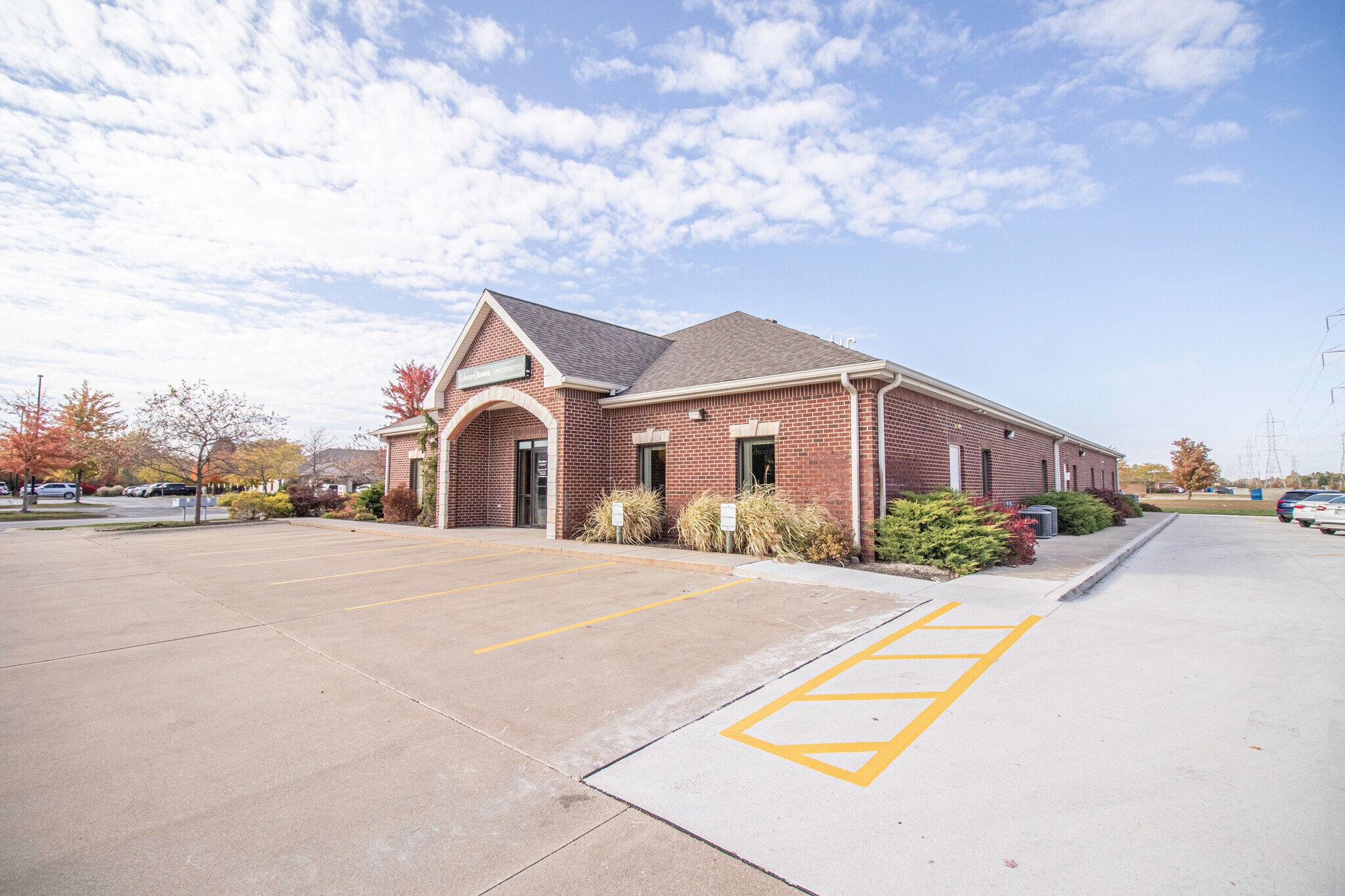 975 Mezzanine Dr, Lafayette, IN 47905 Office for Sale