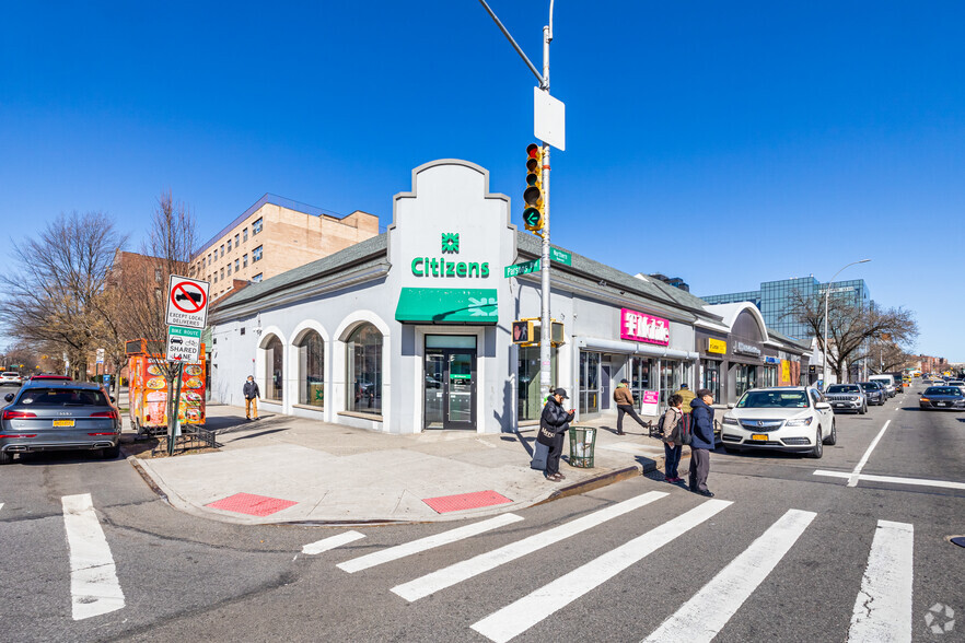 14401-144-07 Northern Blvd, Flushing, NY for lease - Building Photo - Image 2 of 6