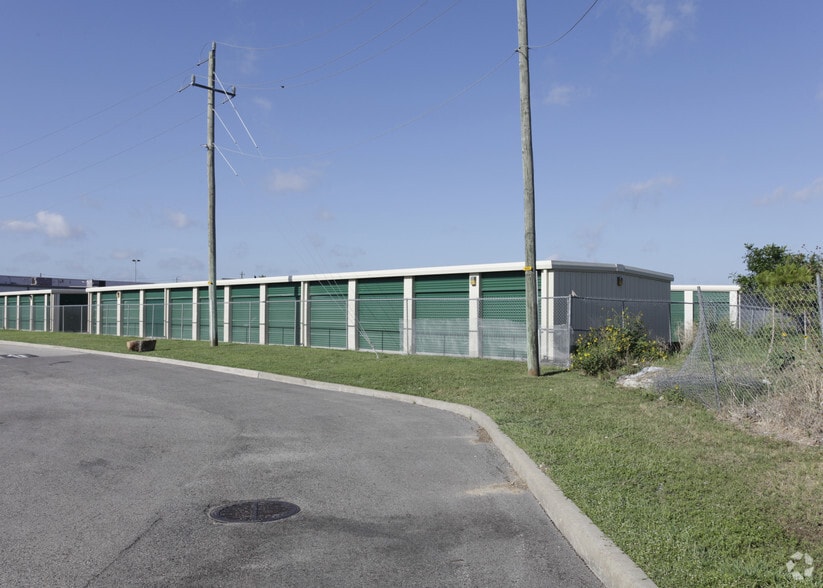 10220 Beechnut St, Houston, TX for sale - Building Photo - Image 2 of 2