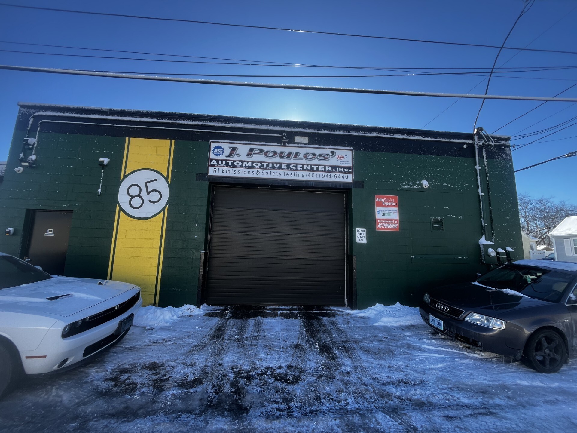 8 Perry Ave, Warwick, RI for sale Primary Photo- Image 1 of 17