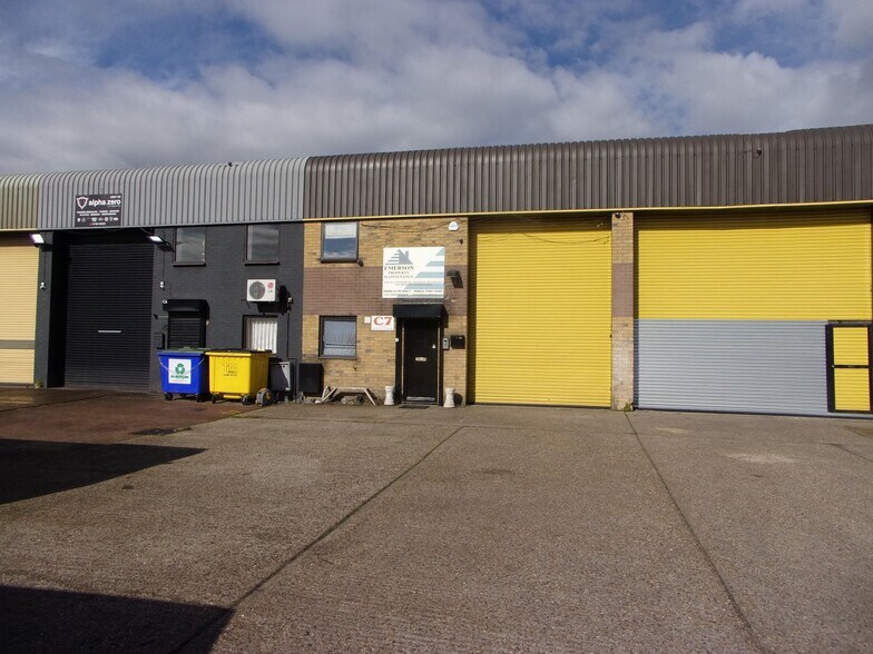 Marsh Way, Rainham for lease - Building Photo - Image 2 of 4