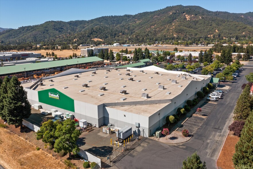 1255 Airport Park Blvd, Ukiah, CA for sale - Building Photo - Image 3 of 94