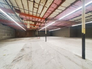 712-944 N Ventura Rd, Oxnard, CA for lease Interior Photo- Image 1 of 4