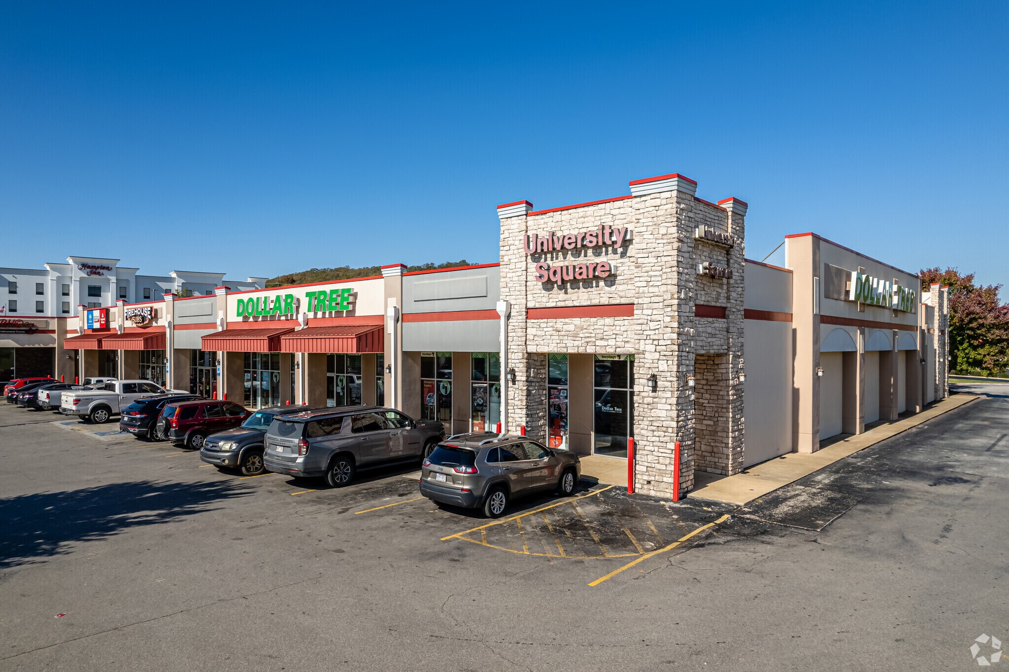 2612-2630 W Martin Luther King Jr Blvd, Fayetteville, AR for lease Building Photo- Image 1 of 5