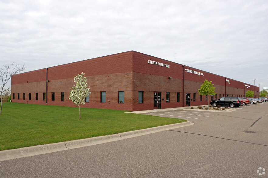 3507-3521 Commerce Blvd, White Bear Lake, MN for lease - Primary Photo - Image 1 of 5