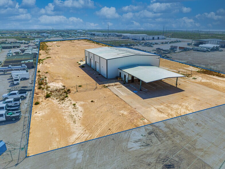 9215 W County Road 127, Midland, TX for lease - Building Photo - Image 3 of 19