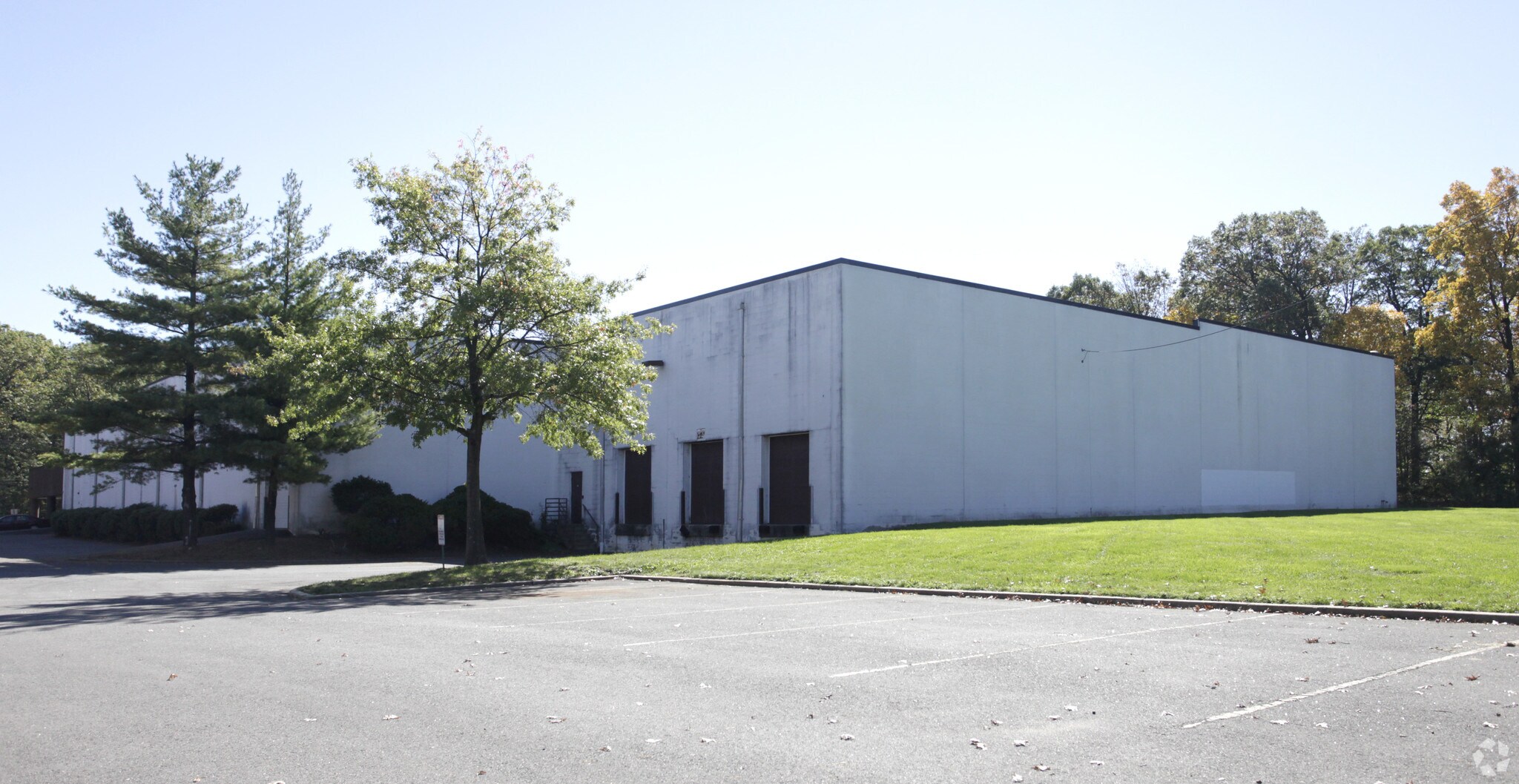 120 Clyde Rd, Somerset, NJ 08873 Bldg 1